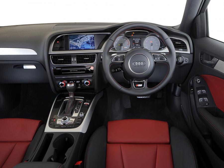 Торпедо Audi S4 Sedan (B8, 8K) 2012 года  (ZA) (фото 5 из 16)